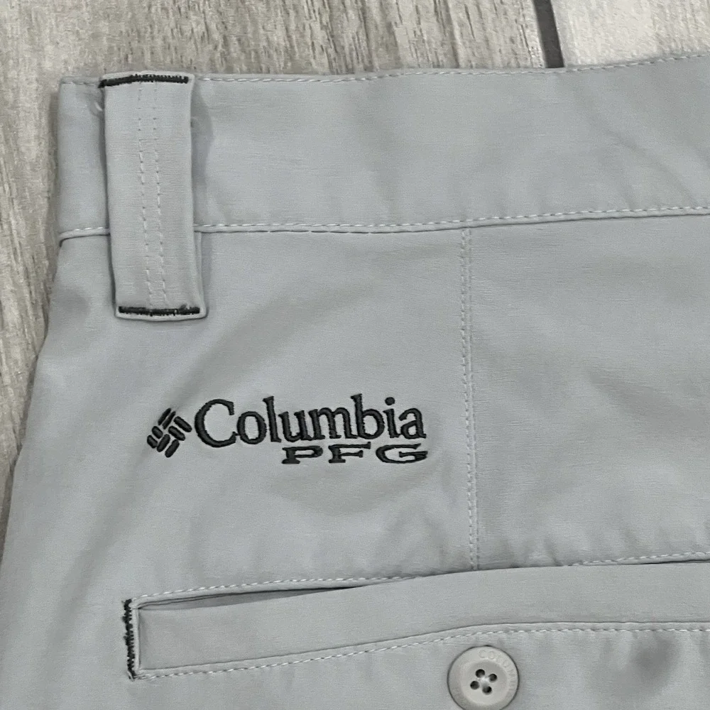Columbia PFG Shorts Mens 34 Grey Excellent Omni-Shield Fishing Performance 10L - Picture 4 of 7